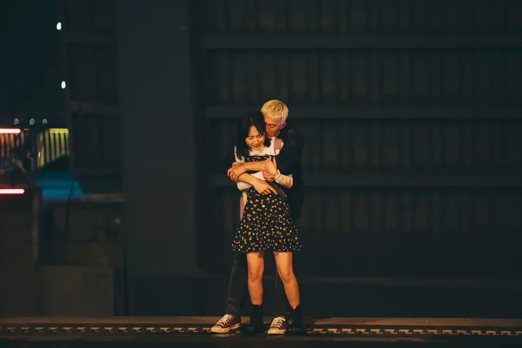 金勤與娜娜都希望能擁有幸福快樂的日子，但現實把他們逼到絕境。抓馬文化提供