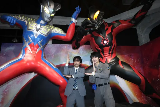 《超人力霸王》世界合體在台灣!傑特超囧拍到破褲 AKIRA電話邀喝酒