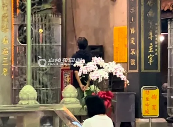 唐治平到新莊地藏庵參拜。特勤中心攝