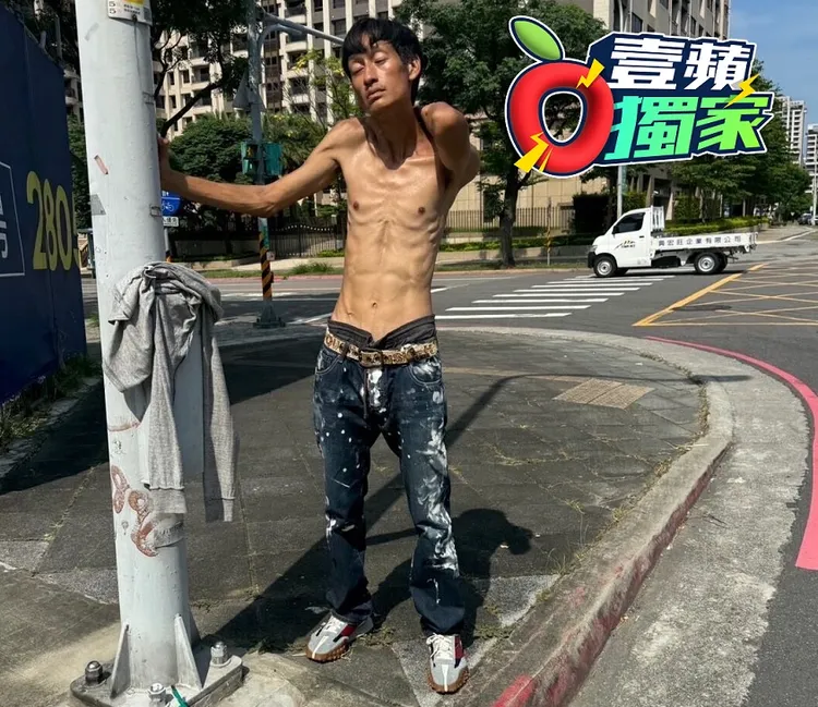 唐治平18天前瘦到肋骨根突出，讓人不捨。讀者提供