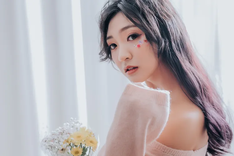 17主播艾咪喵，暱稱喵喵，是隻「像兔子的貓」。