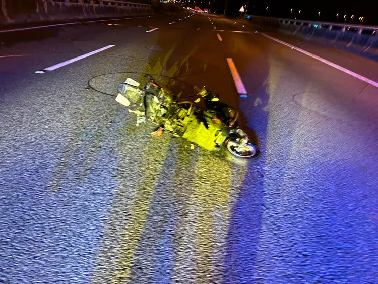 越南籍女騎士自述不熟悉路況才誤上國道。民眾提供