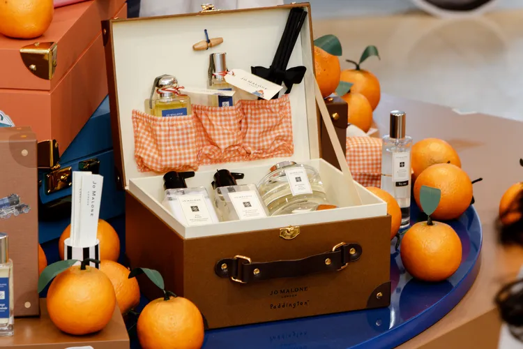 限量柏靈頓熊珍藏組，2萬1250元起。品牌提供