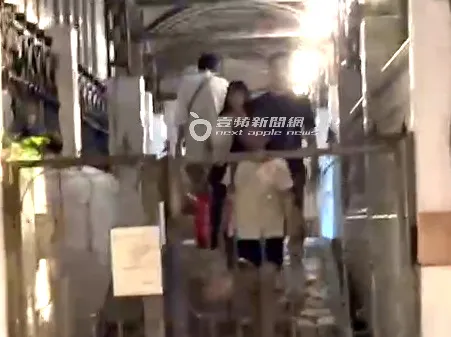 喜翔一路走回住處都沒有被民眾認出。特勤中心攝