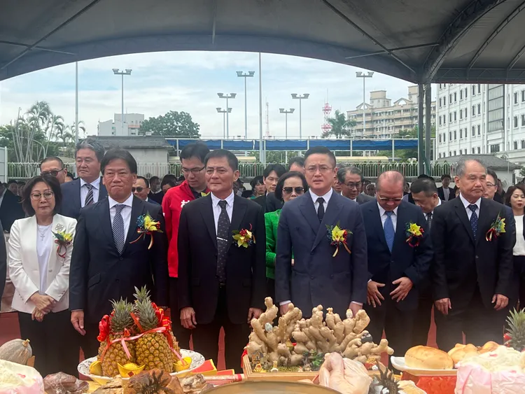 鳳山區房市發展核心位於區段有三井百貨建置的國泰重劃區，當中區域首場建案為華友聯攜手三井不動產，目前釋出訊息，房價可能落在單坪50-55萬元，有望改寫目前鳳山新高價。葉家銘攝