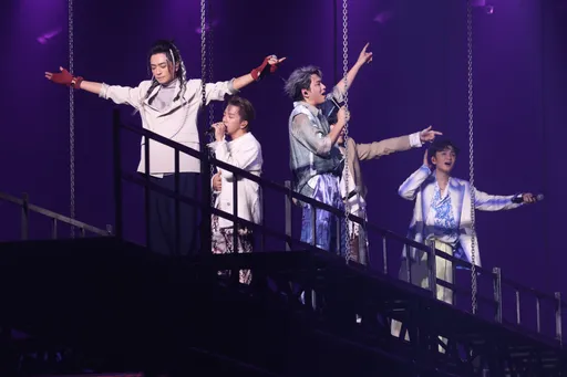 Energy書偉懼高症不藏了　往下俯瞰驚問：我臉色看起來蒼白嗎