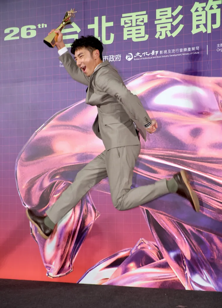 李李仁得獎爽到飛起。攝影中心攝