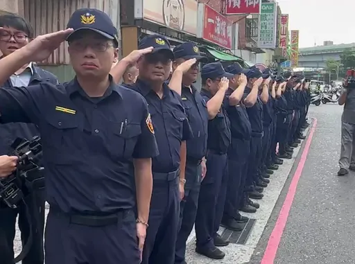 「瑋震任務結束，一路好走」家屬回車禍現場招魂　突然天降大雨