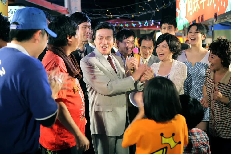 豬哥亮復出代表作《雞排英雄》開啟「豬式喜劇」賀歲片狂潮。桃園電影節提供