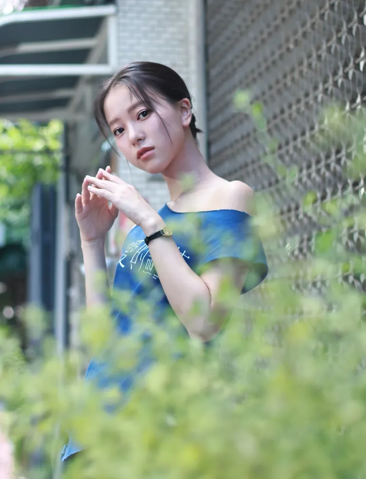 項婕如飾演怪癖女孩。攝影中心攝