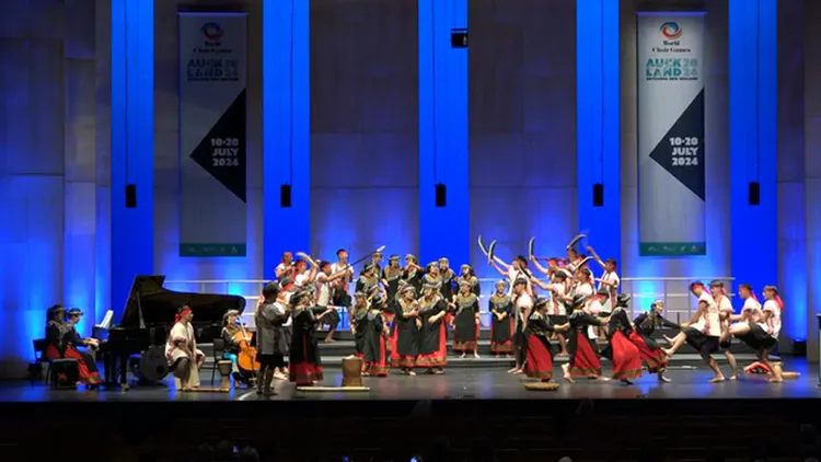 寶來國中合唱團紐西蘭第13屆世界合唱大賽榮獲金牌。翻攝畫面