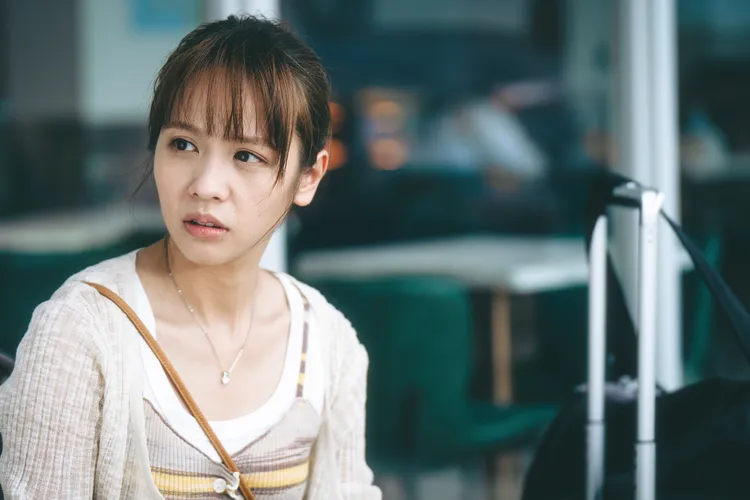 黃姵嘉離家出走，談對角色的心境。公共電視提供