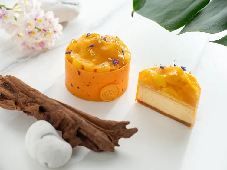 「愛文芒果起司蛋糕」結合新鮮芒果的多汁與精心熬製的芒果果醬，與起司蛋糕的細緻口感完美融合，帶來獨特的美味享受。業者提供