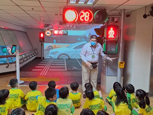 暑假上路要更小心! 5大機車安全重點應注意