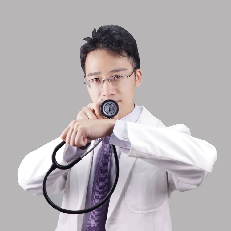 台灣急診醫生翁梓華。取自翁梓華臉書粉專