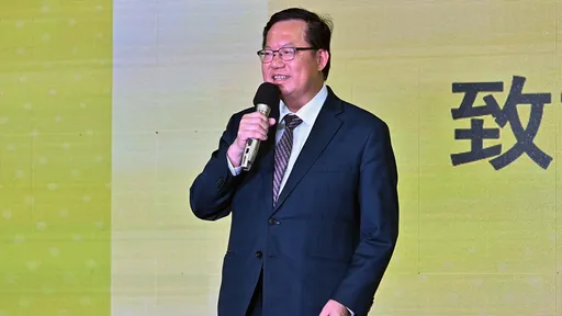 稱「鄭文燦後台很硬」  賴士葆批:身居要職卻與黑道沒界線