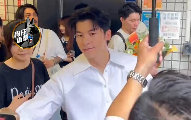 許光漢一直在國外飛來飛去工作，最近結束海外行程回台。特勤中心攝