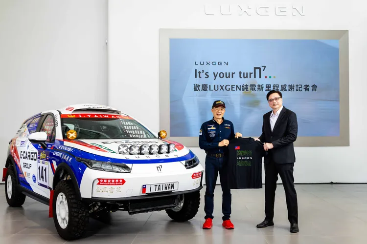 亞洲車神陳和皇準備以LUXGEN n⁷與台灣英勇的消防弟兄們組成iTaiwan車隊代表台灣參與2024亞洲拉力賽。業者提供