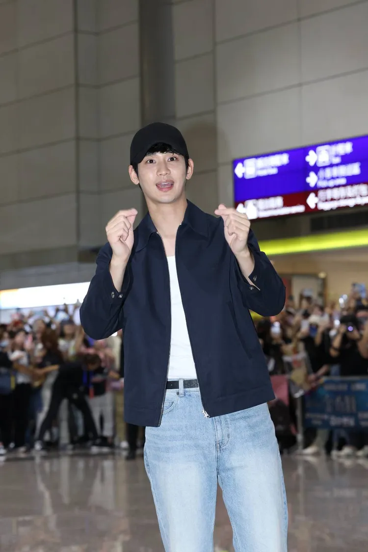 金秀賢有求必應，放送各種愛心。特勤中心攝