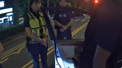 實習生跟著學長巡邏學功夫 盤查聞怪味助緝毒!警界新血首建功