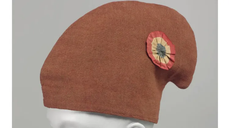 在法國大革命象徵自由紅色佛里幾亞無邊便帽。翻攝自波士頓美術館