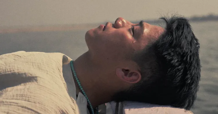 范成章印度恆河取景見大體受衝擊。成馬赫娛樂提供