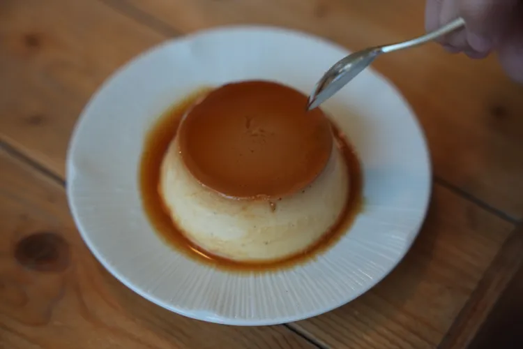 除了季節性主題甜品，來美美子咖啡必嘗的經典甜品還有布丁。S.H.攝