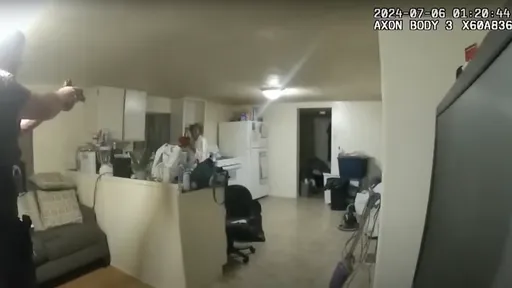 美非裔妇报警却「手持热水喊耶稣」 遭白警击毙