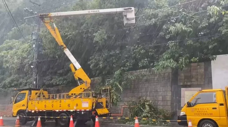 台電派員搶修。桃園區處提供