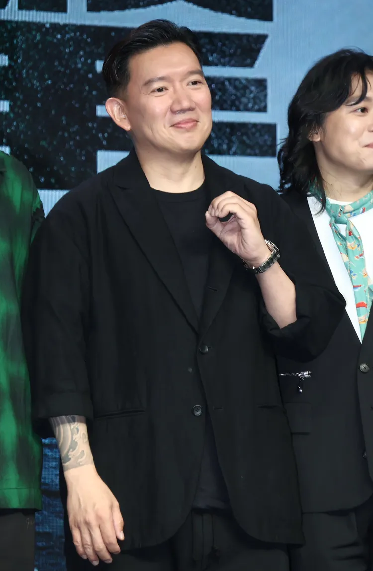 杜汶澤已拿到中華民國身分證。彭欣偉攝