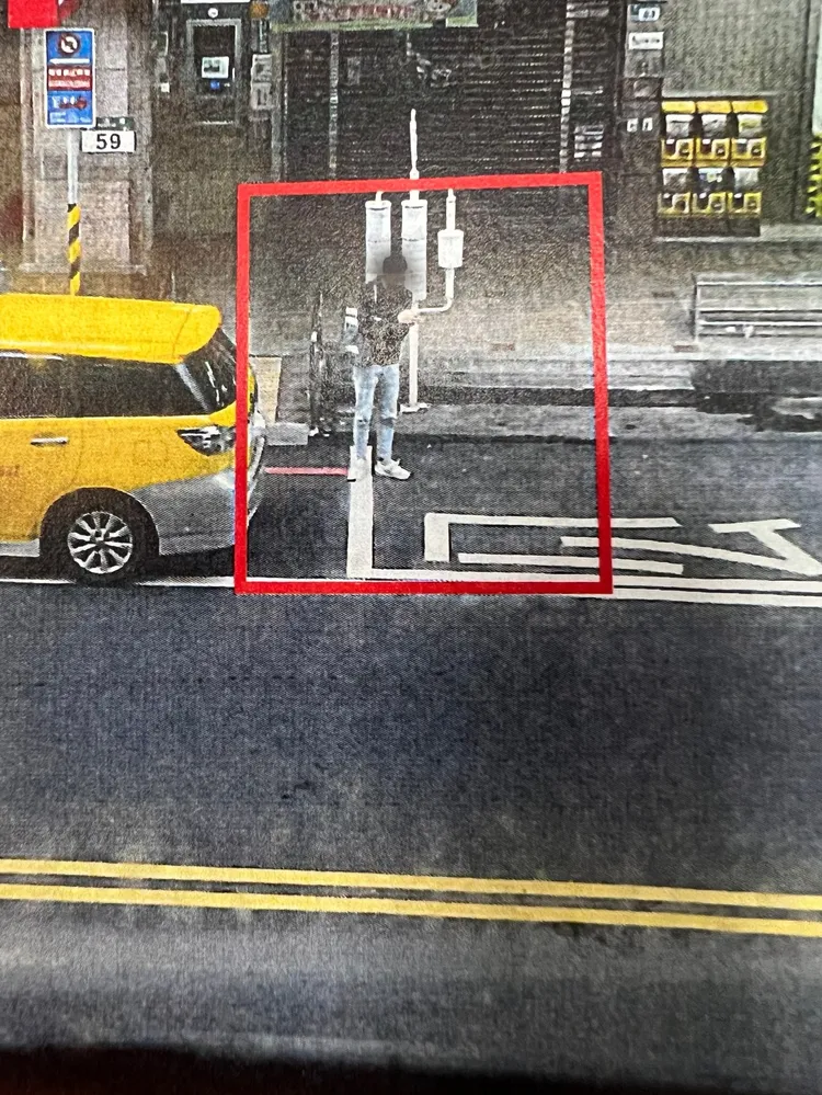 警方平日都有在做重訓，當場將壯碩的車手壓制逮捕。警方提供