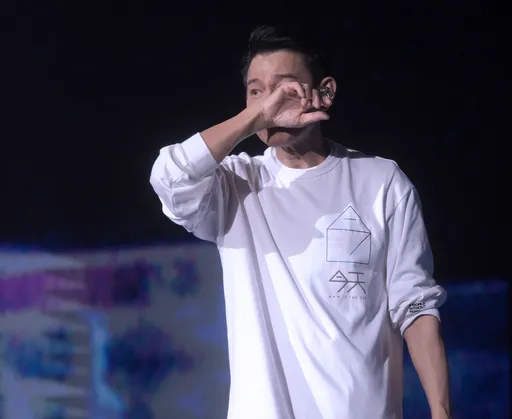 劉德華唱到一半哭出來 4度淚崩!幸福告白:我愛你們