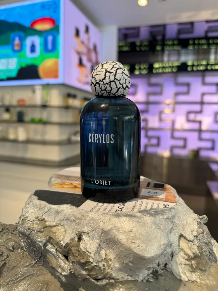 L’Objet翠鳥淡香精，50ml／5400元、100ml／8200元。品牌提供