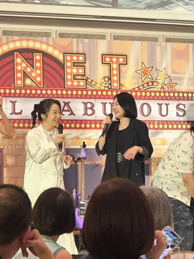 陶晶瑩（左）和小S妙語如珠。翻攝郁方臉書