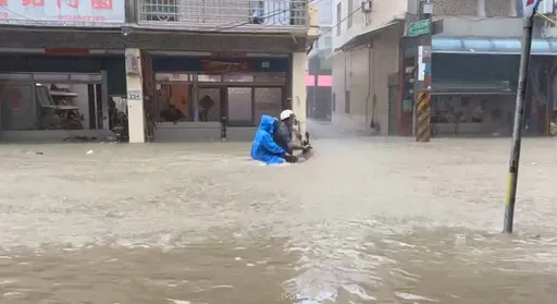 批高雄拿1200億治水預算仍大淹 2藍委:中央、地方都該檢討