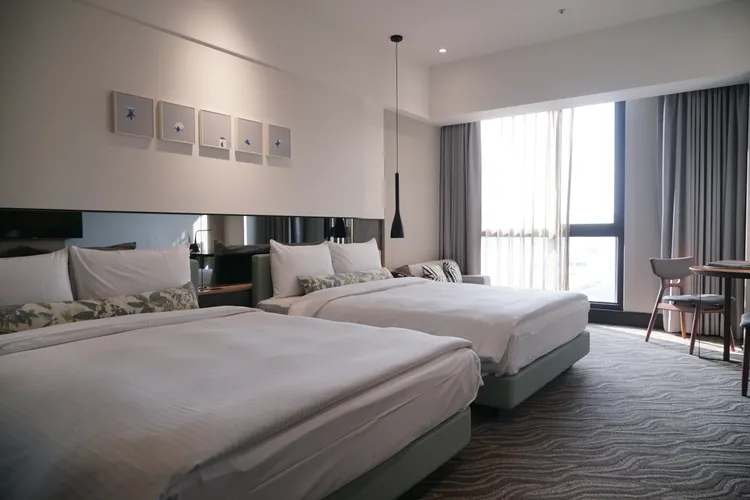 新悅花園酒店房間寬敞、房型多元，相當適合親子客群。S.H.攝