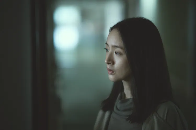 林依晨飾演醫師娘。周子娛樂提供