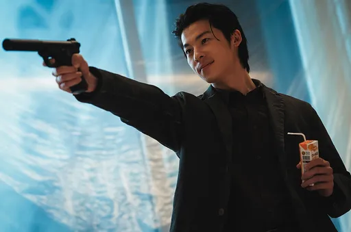 許光漢邪笑開槍當殺手!首部韓劇《無路可走》7/31上線