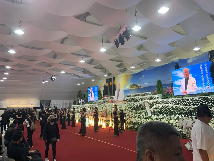 太陽會總裁吳桐潭今天舉辦告別式。記者葉先鵬攝影