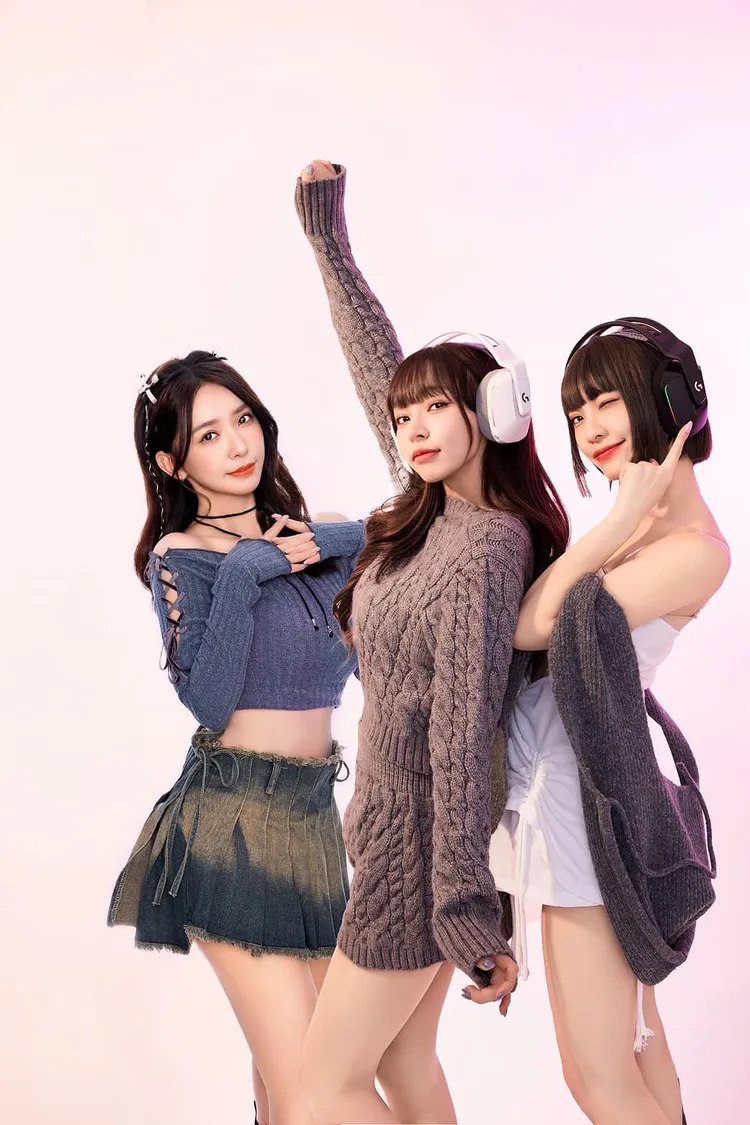 雅涵（左起）林襄、芷霖感情要好，３人今天在高雄啤酒節演出。翻攝林襄臉書