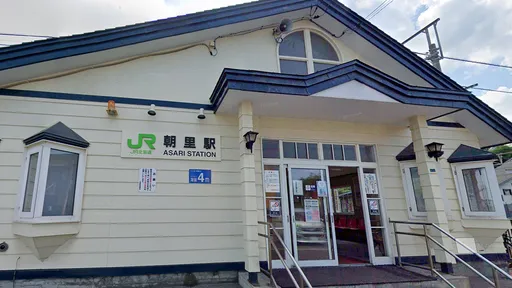 我兒可以砸販賣機但妳不能拍證據 中國大媽遊日本施暴被逮