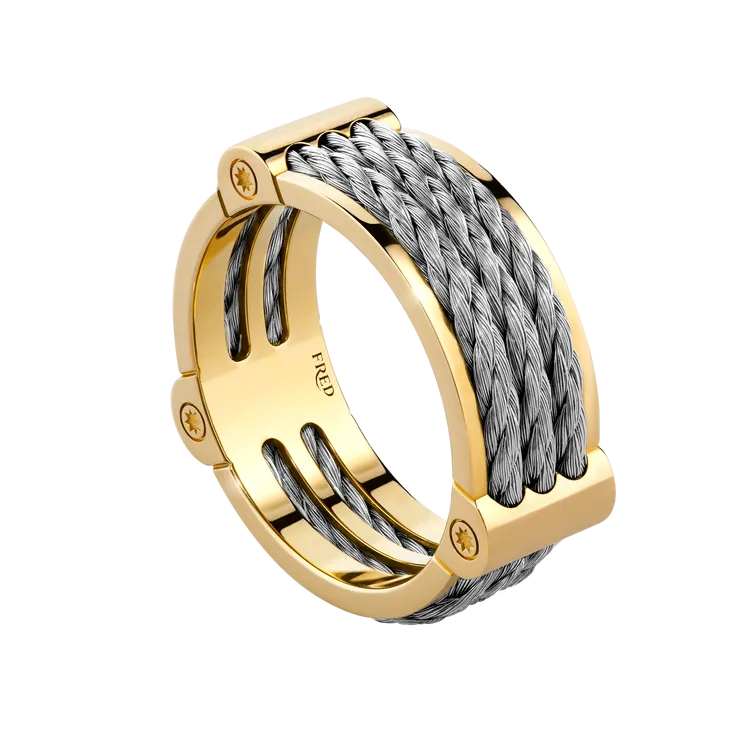 FRED FORCE 10系列 WINCH 18K黃金精鋼戒指。品牌提供
