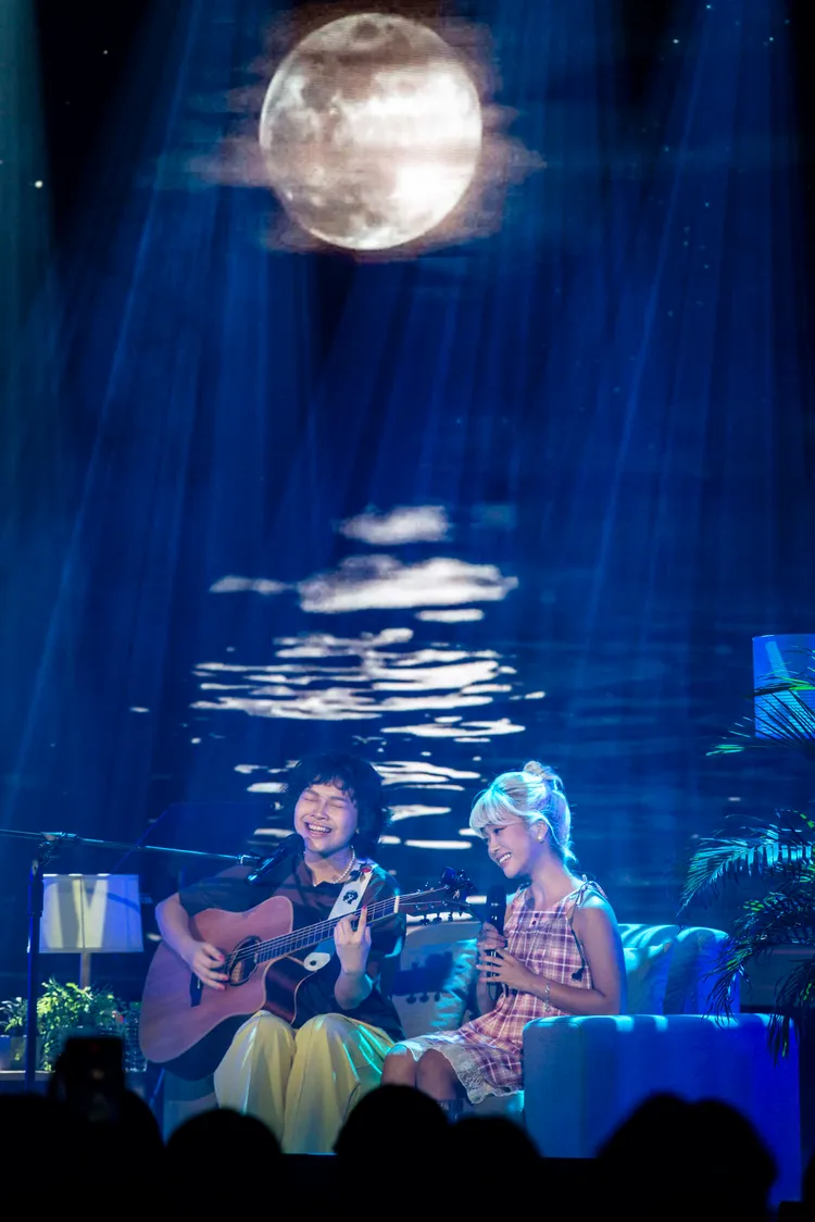 JOYCE就以斯與Moon Tang同台合鳴。尚慶創意提供