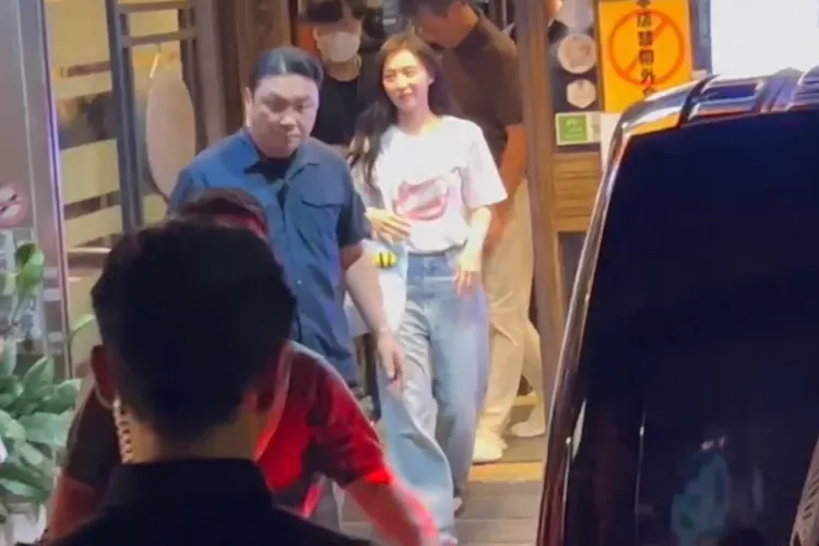 金智媛到東區的「明洞館」回味家鄉菜慶功。特勤中心攝