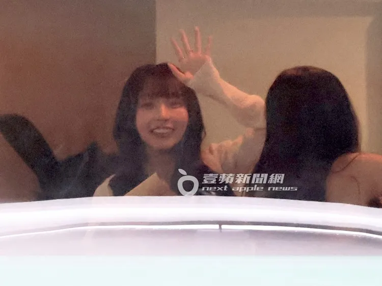 林襄對於記者跟拍總是用笑容回應。特勤中心攝