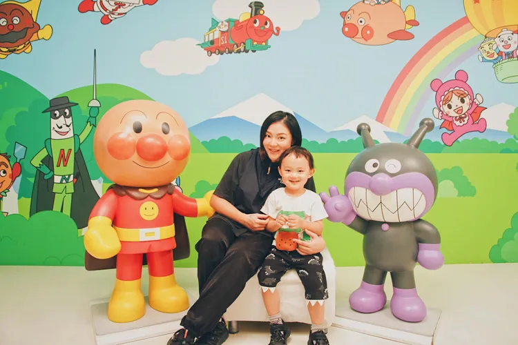 歐陽靖與兒子。翻攝自歐陽靖臉書