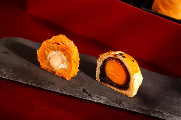 「潮香雙月」禮盒設計則是以翻玩港式手繪插畫，欲搶攻年輕客群商機。業者提供