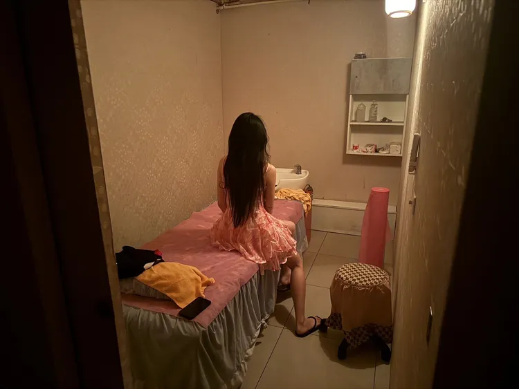 桃警靖黃專案全面掃蕩樓鳳。桃園市警局提供