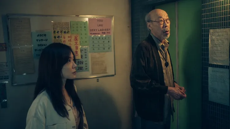 馮淬帆（右）管理員梁伯。松露文化創意有限公司提供