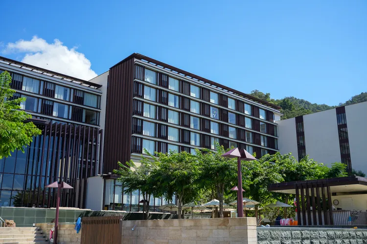 改裝後的礁溪老爺外觀改變不大，但仔細看，還是能發現照明設備等細節更新。田欣雲攝